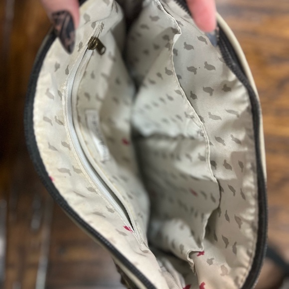 Sakroots crossbody bag with little owl. Great condition. - Picture 9 of 9